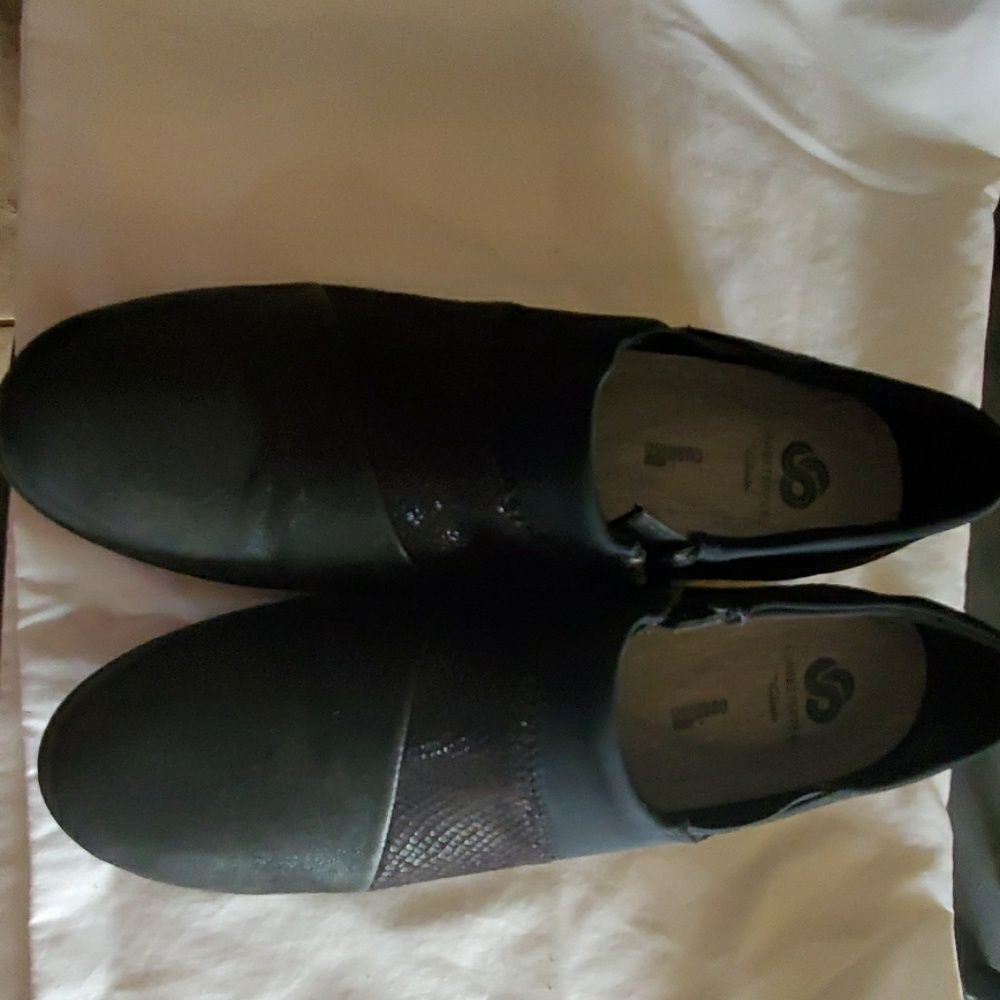 Black Clark's Cloud Steppers